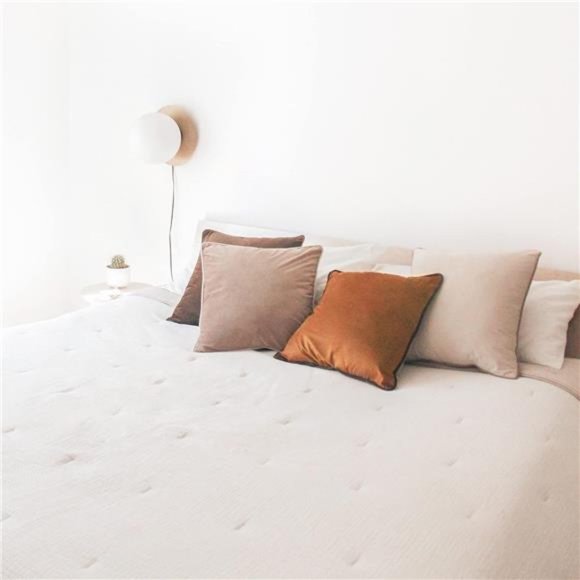 Decorative Throw Pillow Covers Cushion Cases, Set of 4 Soft Velvet Modern - Picture 3 of 7